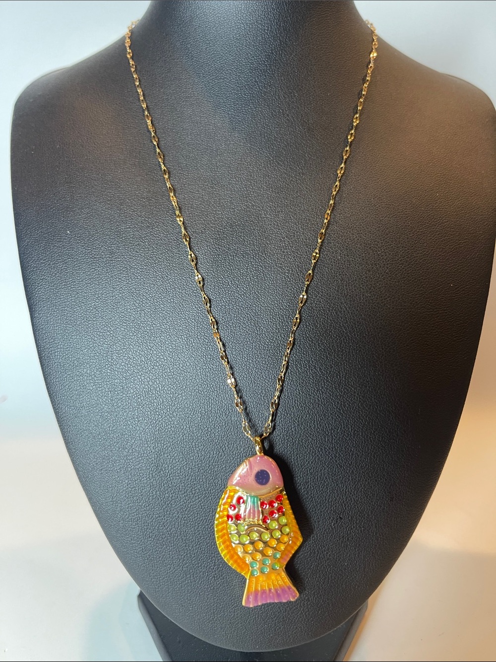 Gold-Tone Colorful Fish Pendant Necklace - Pink & Yellow 01848